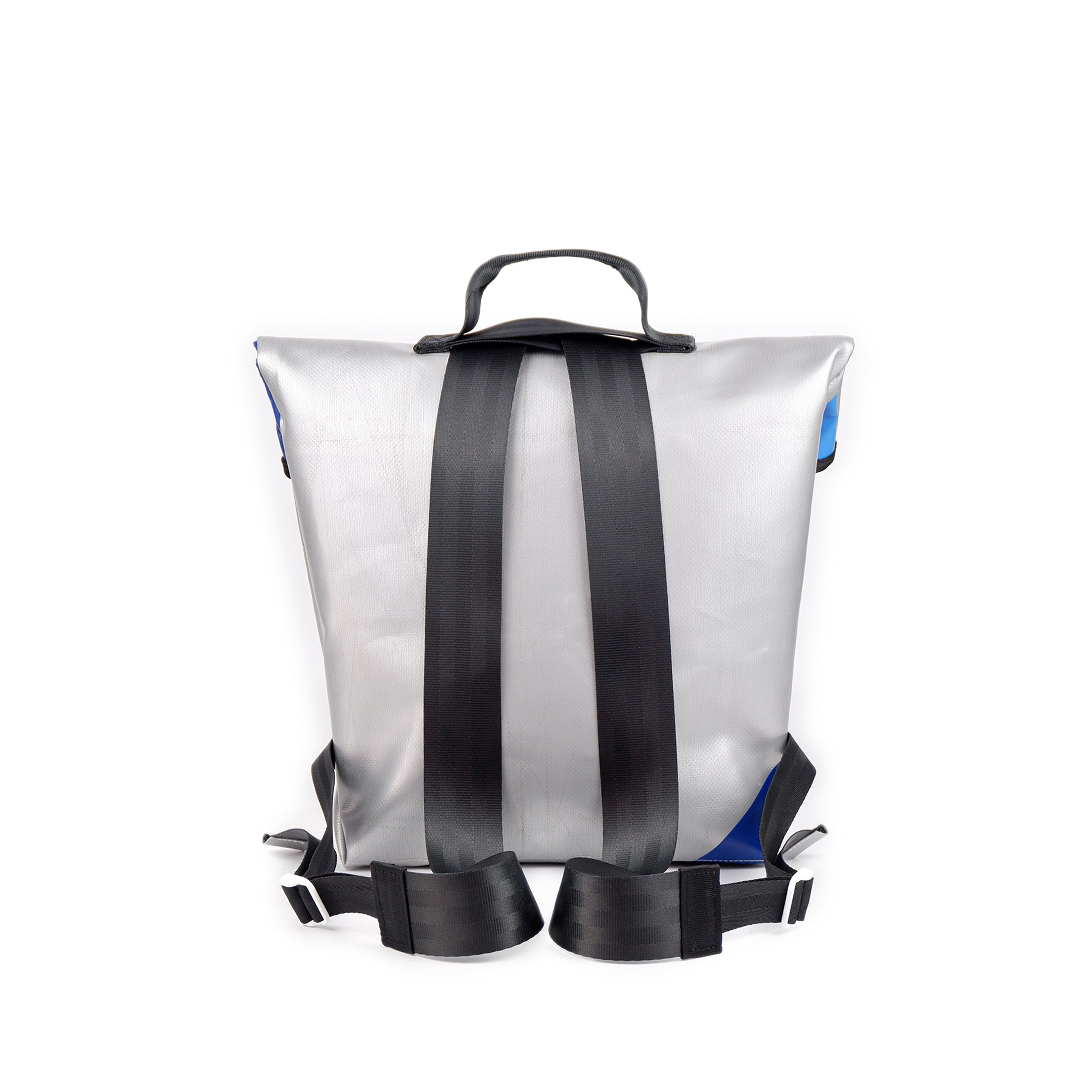 J-School | 019 - Backpack